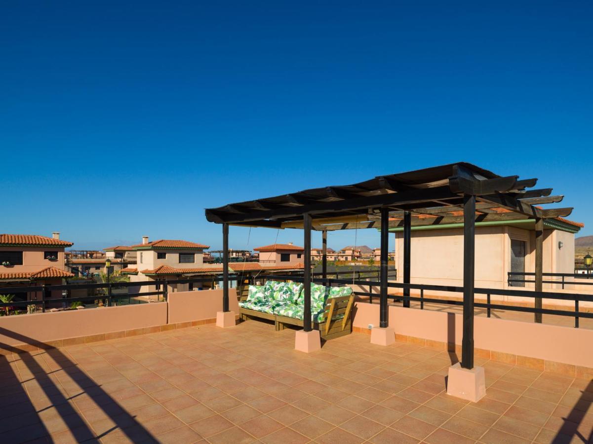 Private Terrace Majanicho Home -Garden & Pool La Oliva Buitenkant foto